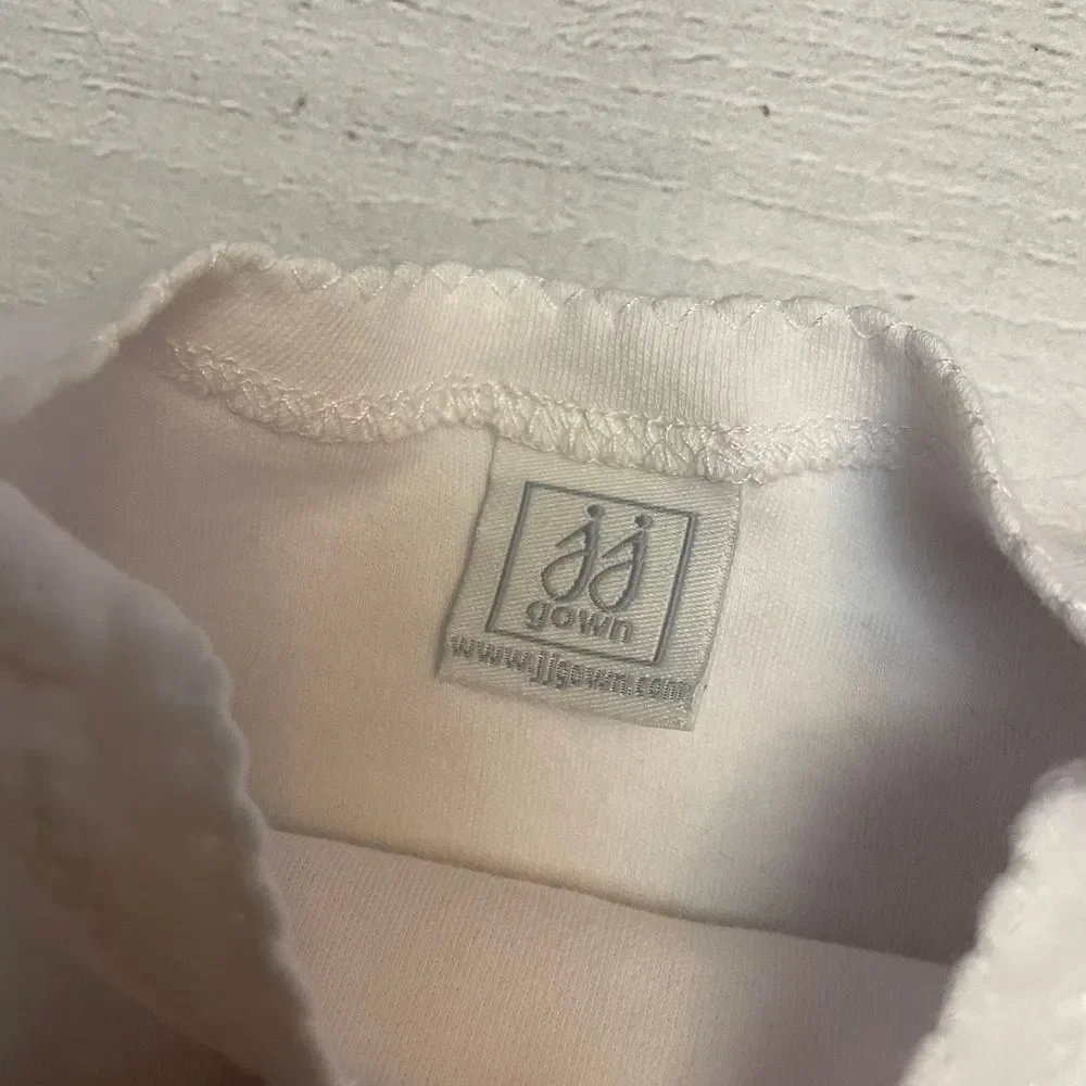 JJ gown heart‎ baby gown one size